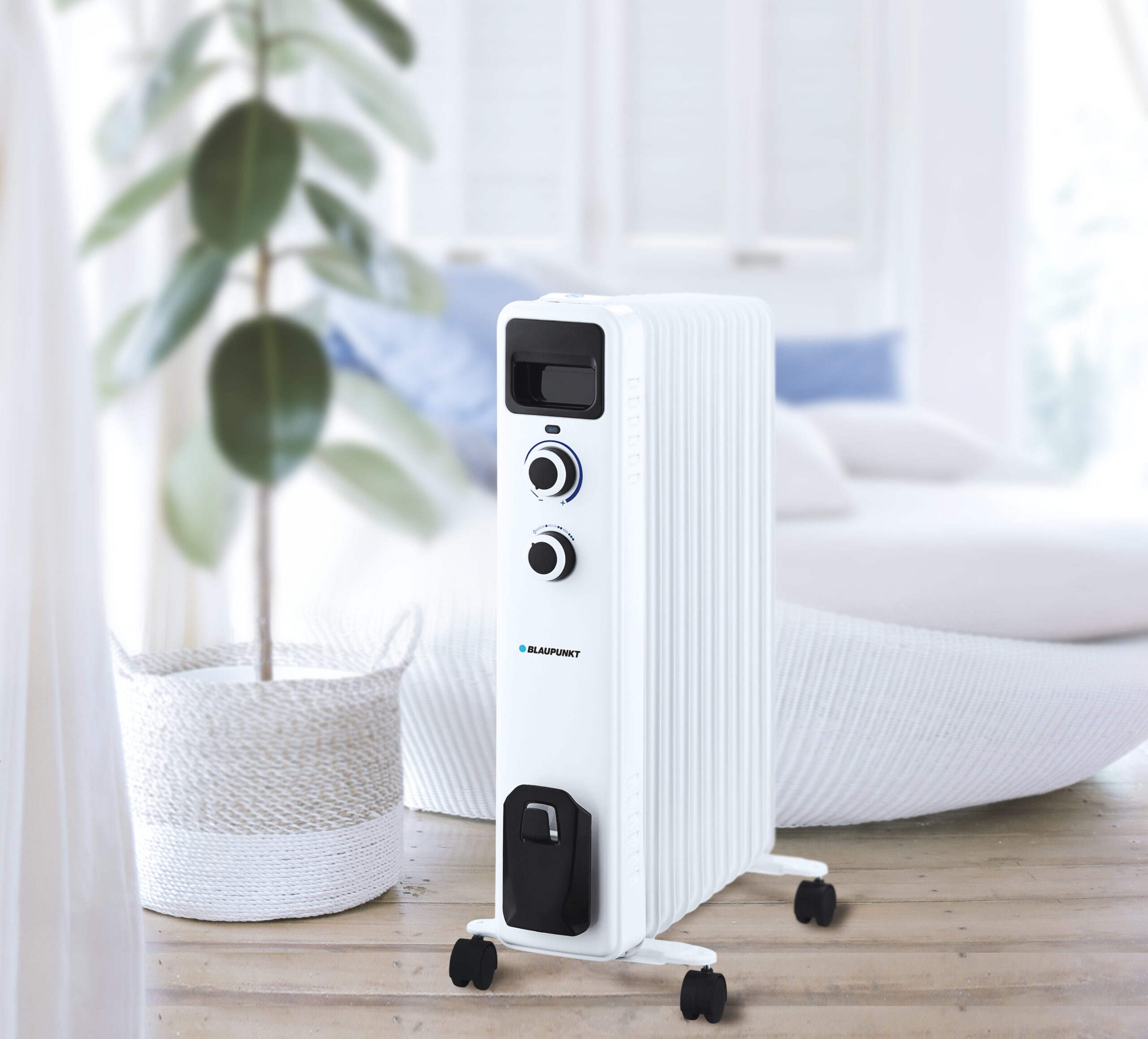 Blaupunkt elektrische verwarming + slimme stekker - Olie radiator - 2000  Watt - Met thermostaat en overhittingbeveiliging - Wit | Caliber