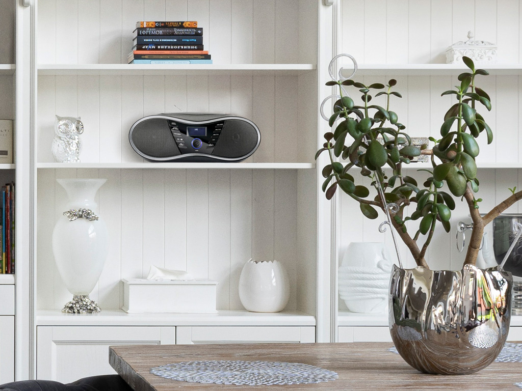 Muse M-196 DBT stereo DAB en FM wekker klokradio met groot display en Bluetooth ontvangst (AAA batterijen: Geen batterijen) | Muse | De
